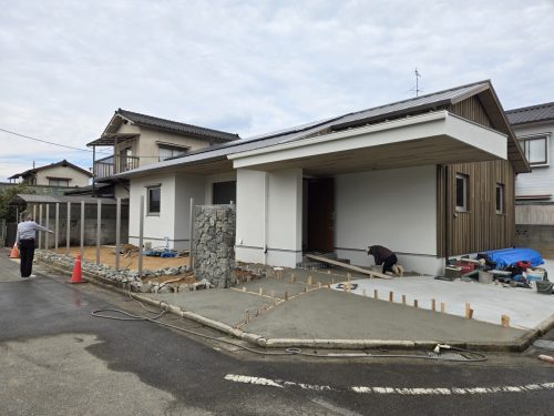 お庭もいよいよ完成です♪